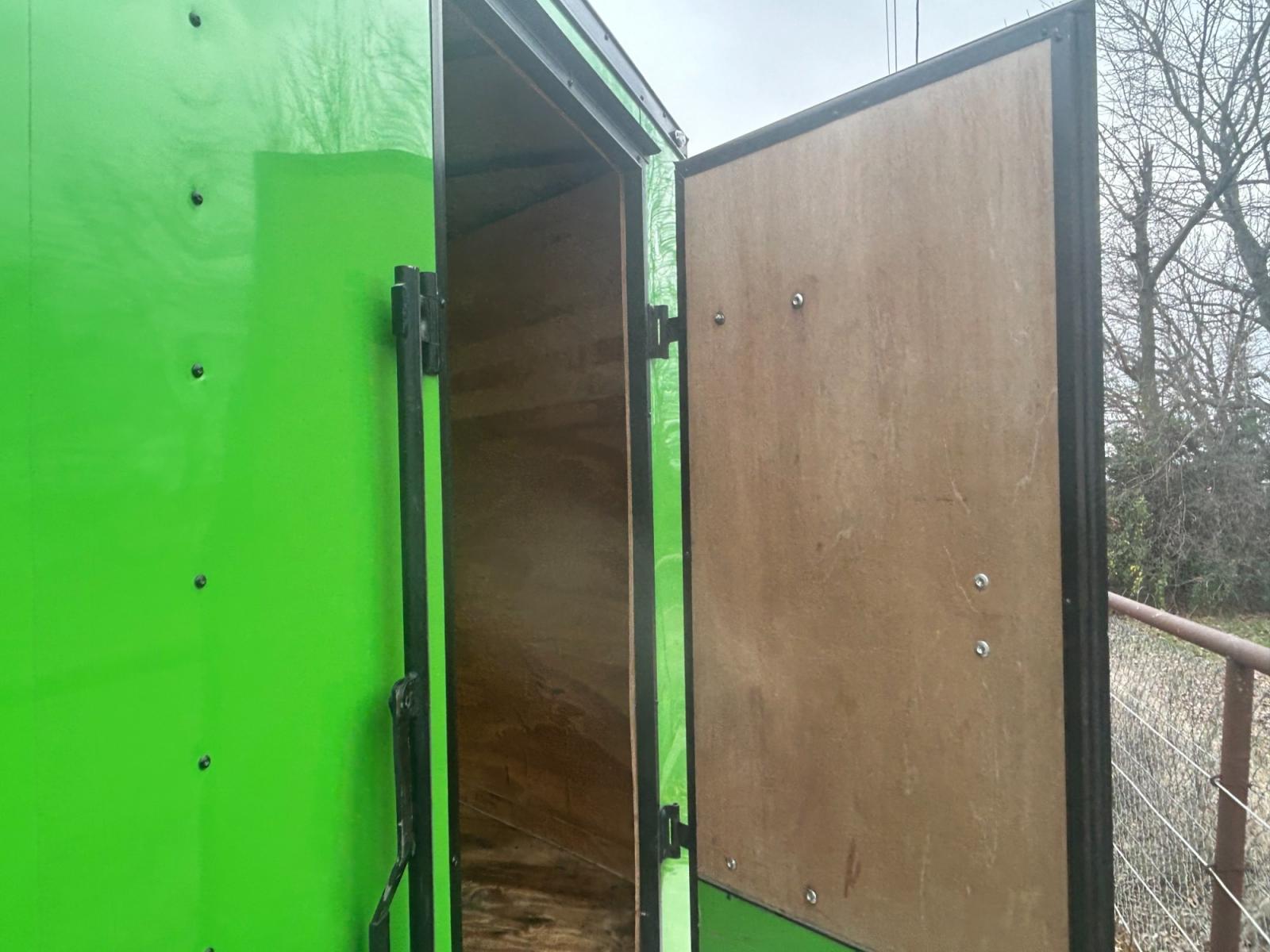2020 GREEN /TAN DEEP SOUTH ENCLOSED TRAILER (7JKBE1624LH) , located at 17760 Hwy 62, Morris, OK, 74445, 35.609104, -95.877060 - 2020 DEEP SOUTH ENCLOSED TRAILER. THIS TRAILER IS 12 X 6.5 FT. ***MINOR DAMAGES AS SHOWN IN PICTURES*** ***WE RECOMMEND THAT THE TIRES TO BE REPLACED*** WE CAN REPLACE THE TIRES FOR AN ADDITIONAL $400 $5,500 - Photo #1